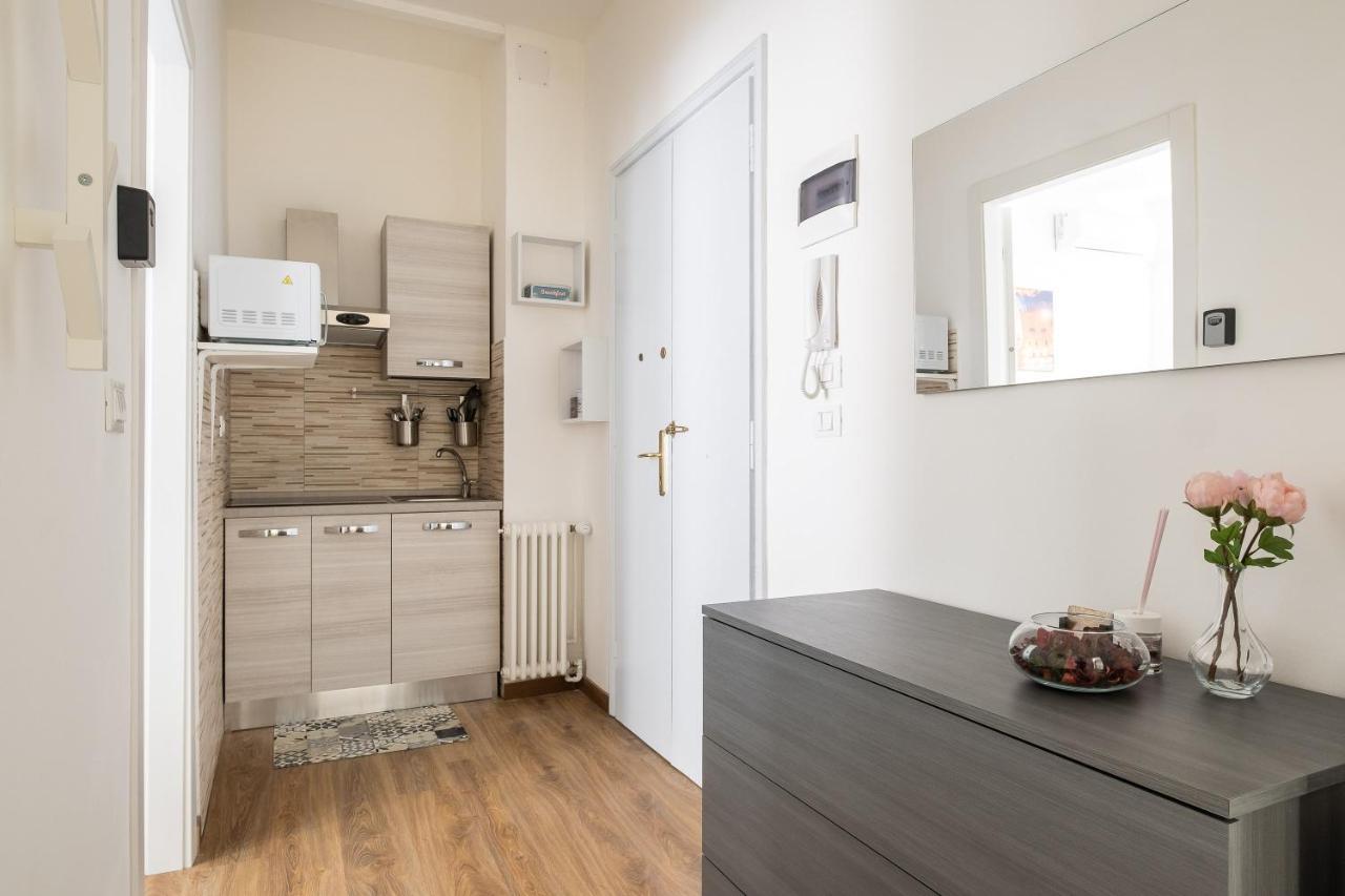 Studio 24 - Holiday & Business Apartment Bologna Exterior foto