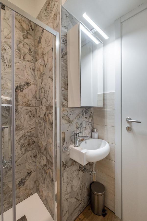 Studio 24 - Holiday & Business Apartment Bologna Exterior foto